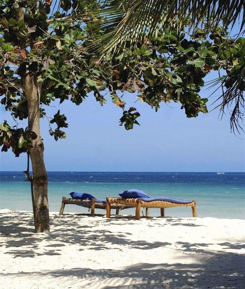 Kinondo Kwetu Hotel เดียนีบีช ภายนอก รูปภาพ